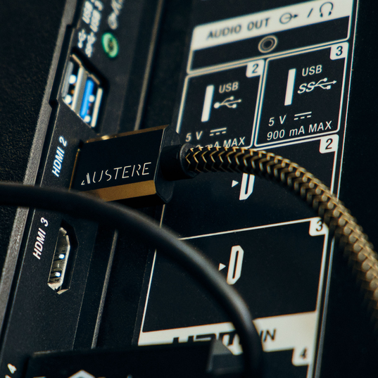 Austere III Series 4K HDMI Cable 2.5m - Black - Austere III series 4K HDMI 2.5m cable - Right