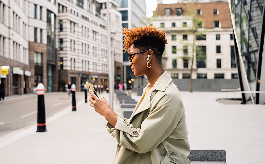 Active Noise Cancelling with Smart Ambient