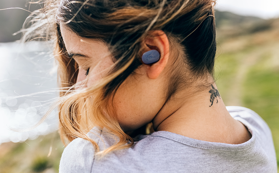 Active Noise Cancelling with Smart Ambient